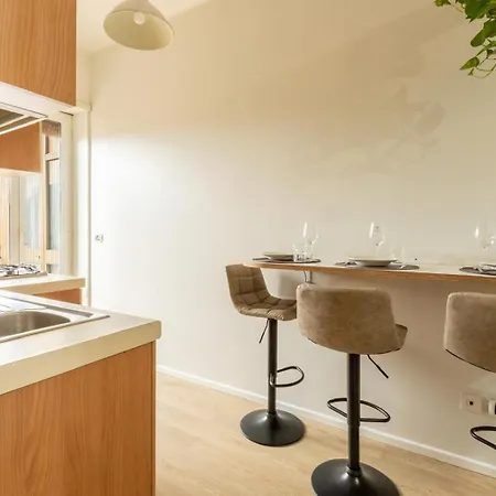 La Petite Maison A *